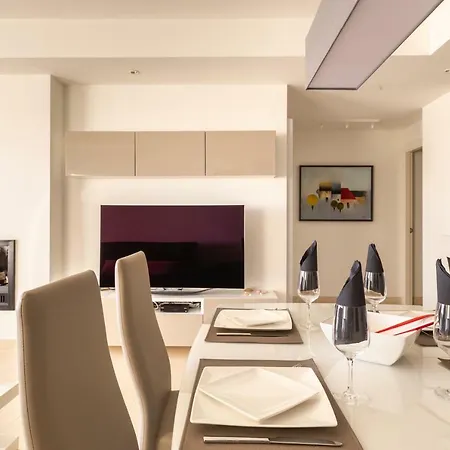 Appartement-penthouse De Luxe Cortesin Le Golfeur * Estepona